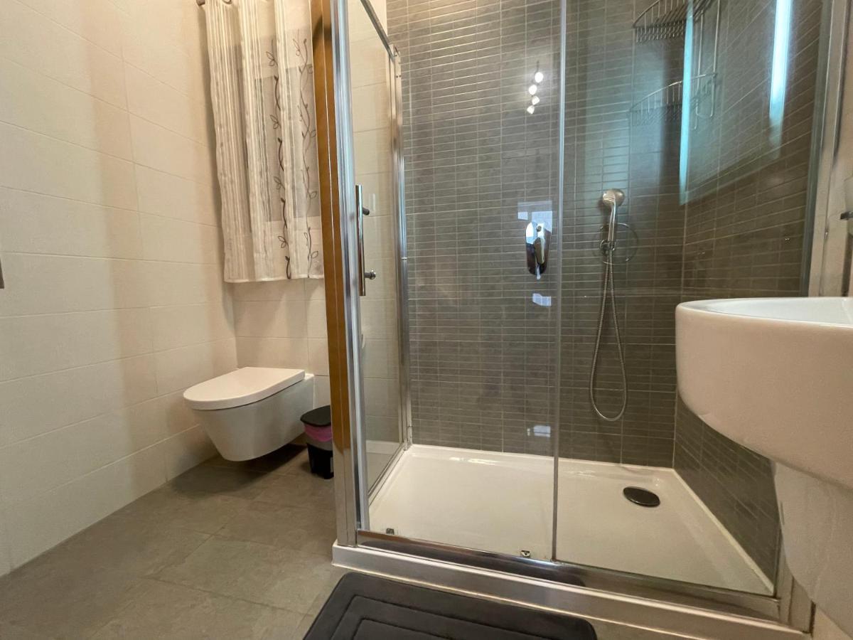 Verdi Apartment - Spacious Modern Apartment, Close To Valletta Santa Vennera 外观 照片