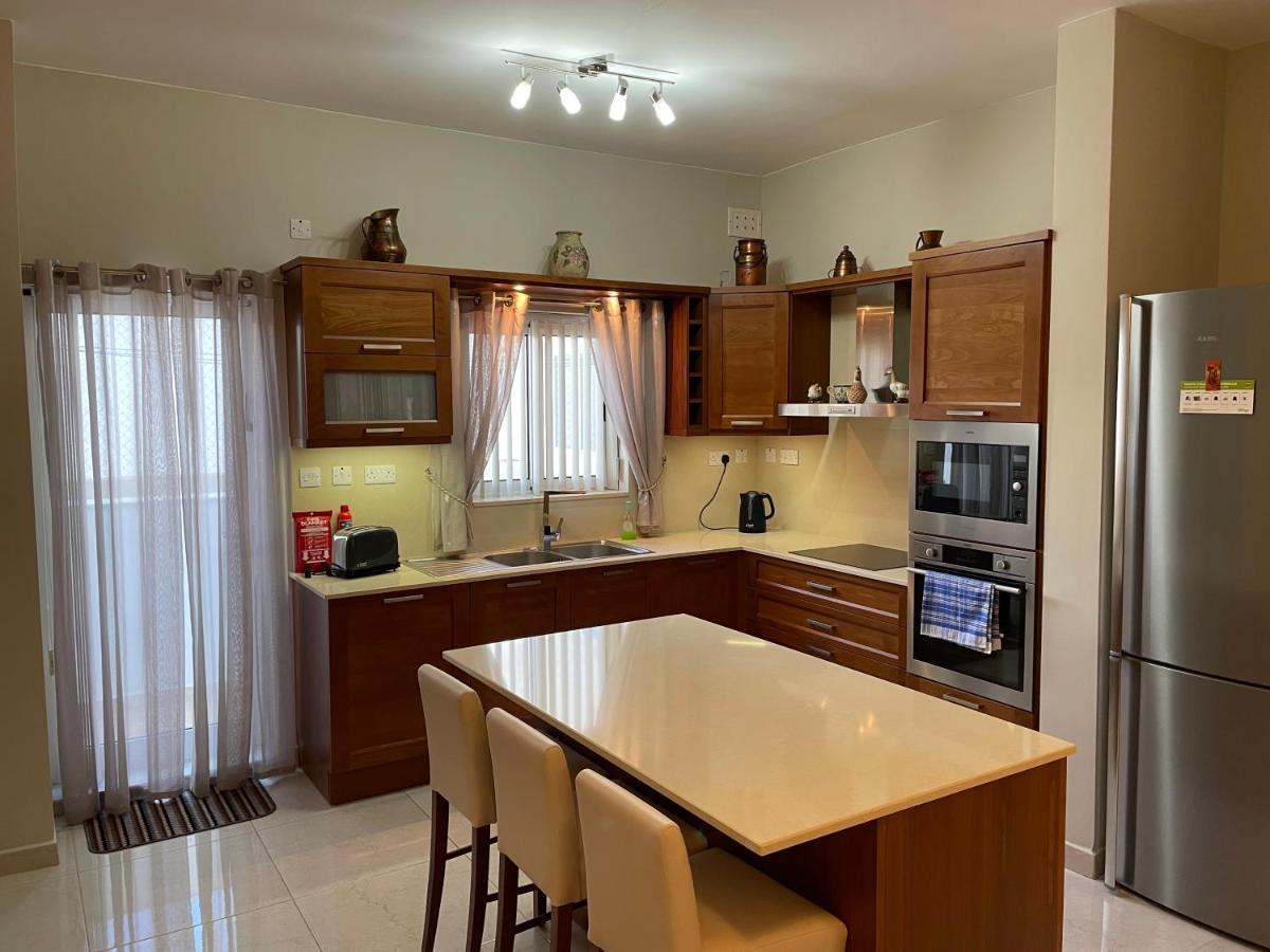 Verdi Apartment - Spacious Modern Apartment, Close To Valletta Santa Vennera 外观 照片